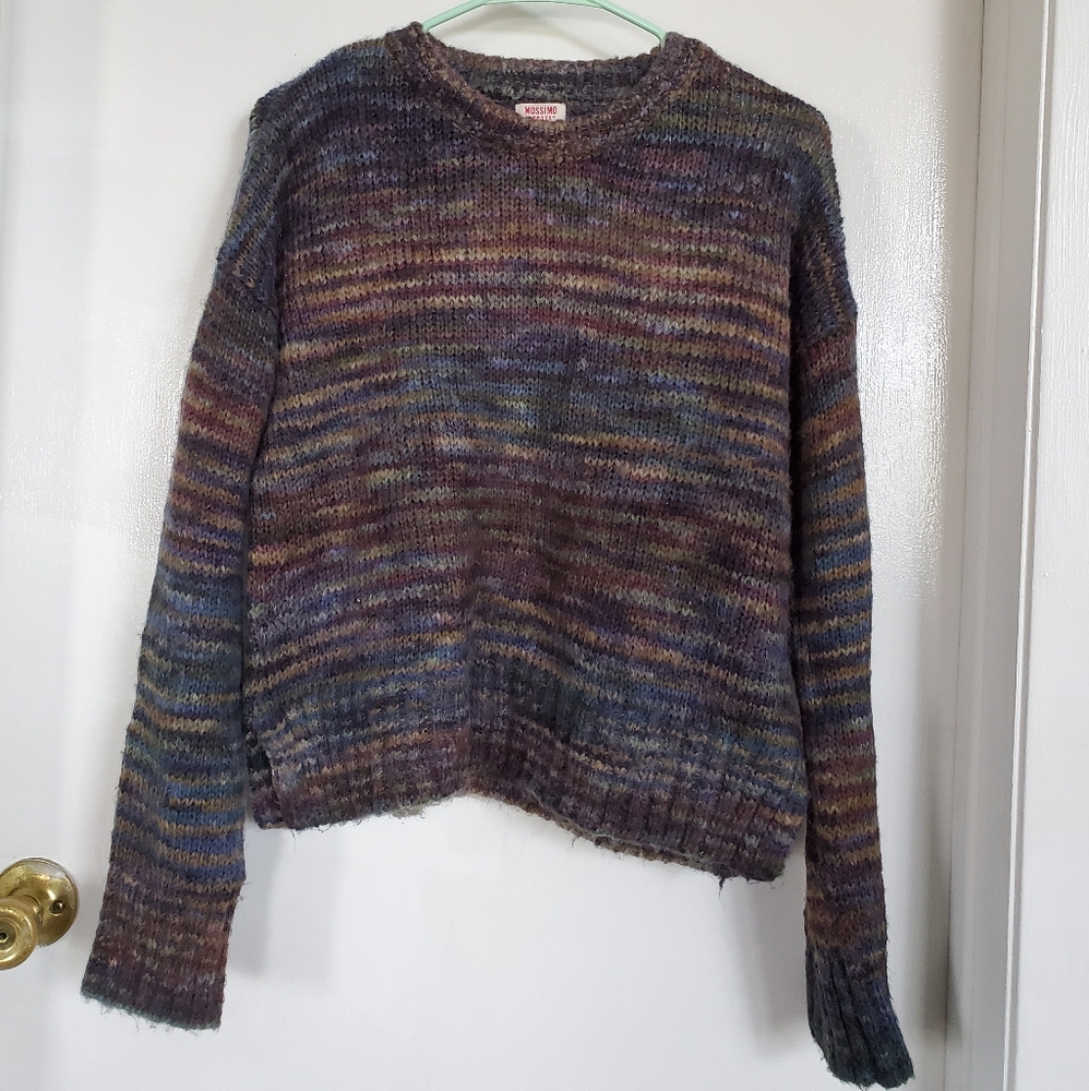 Soft blue marble sweater with light sparkle